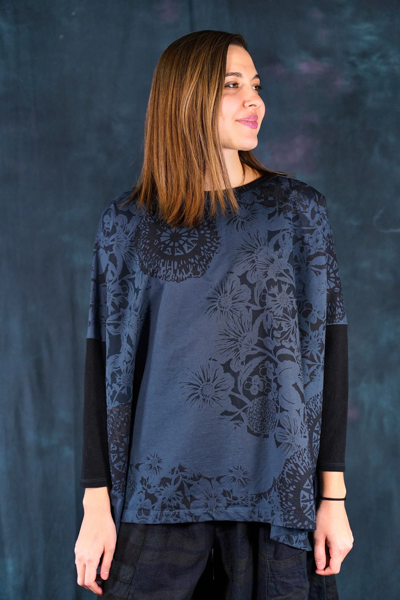 2320 Fable Sweatshirt Ink-P