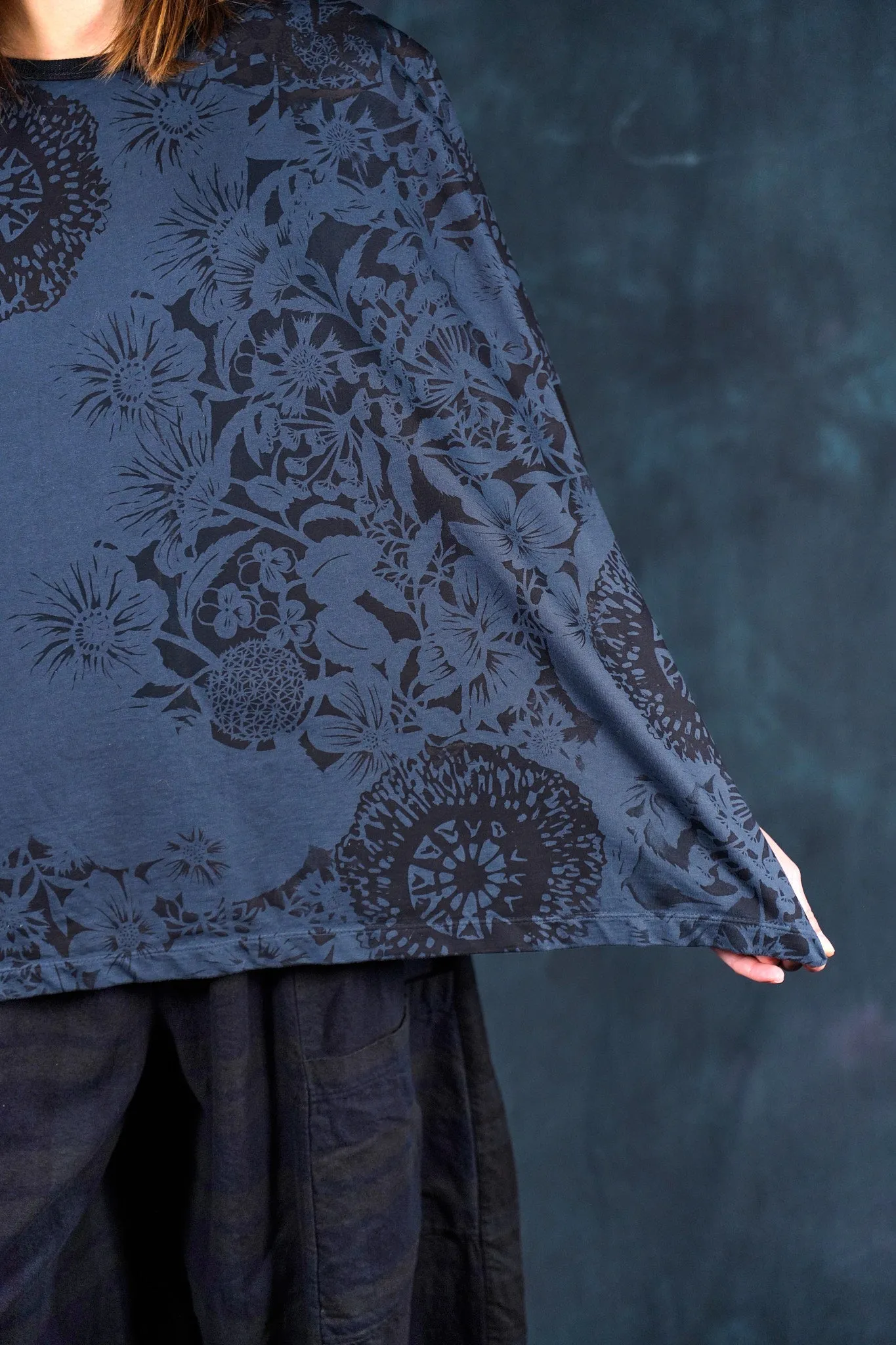 2320 Fable Sweatshirt Ink-P