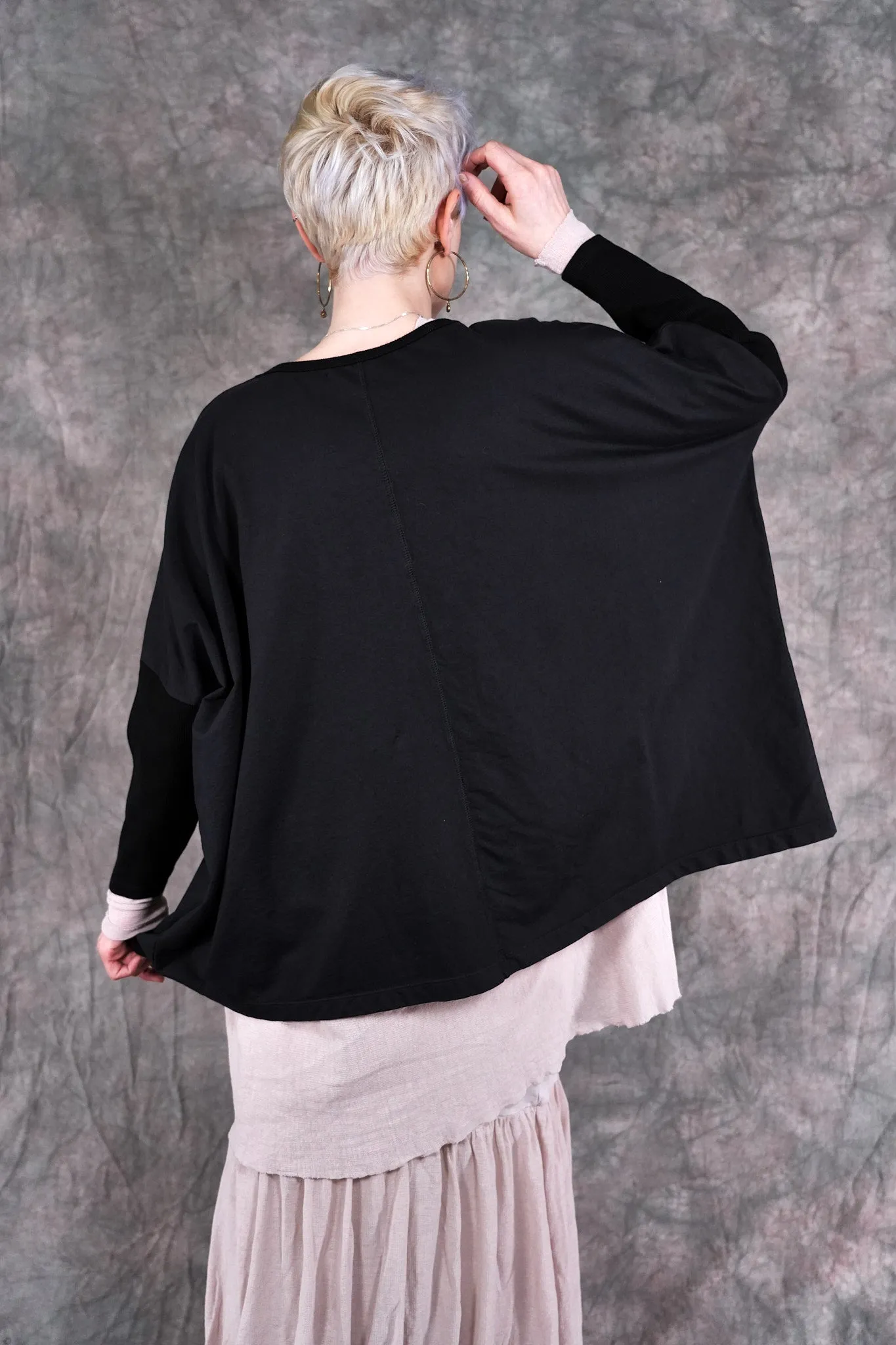 2320 Fable Sweatshirt Wrought Iron-P