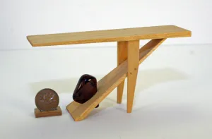 Anderson Cantilever Table