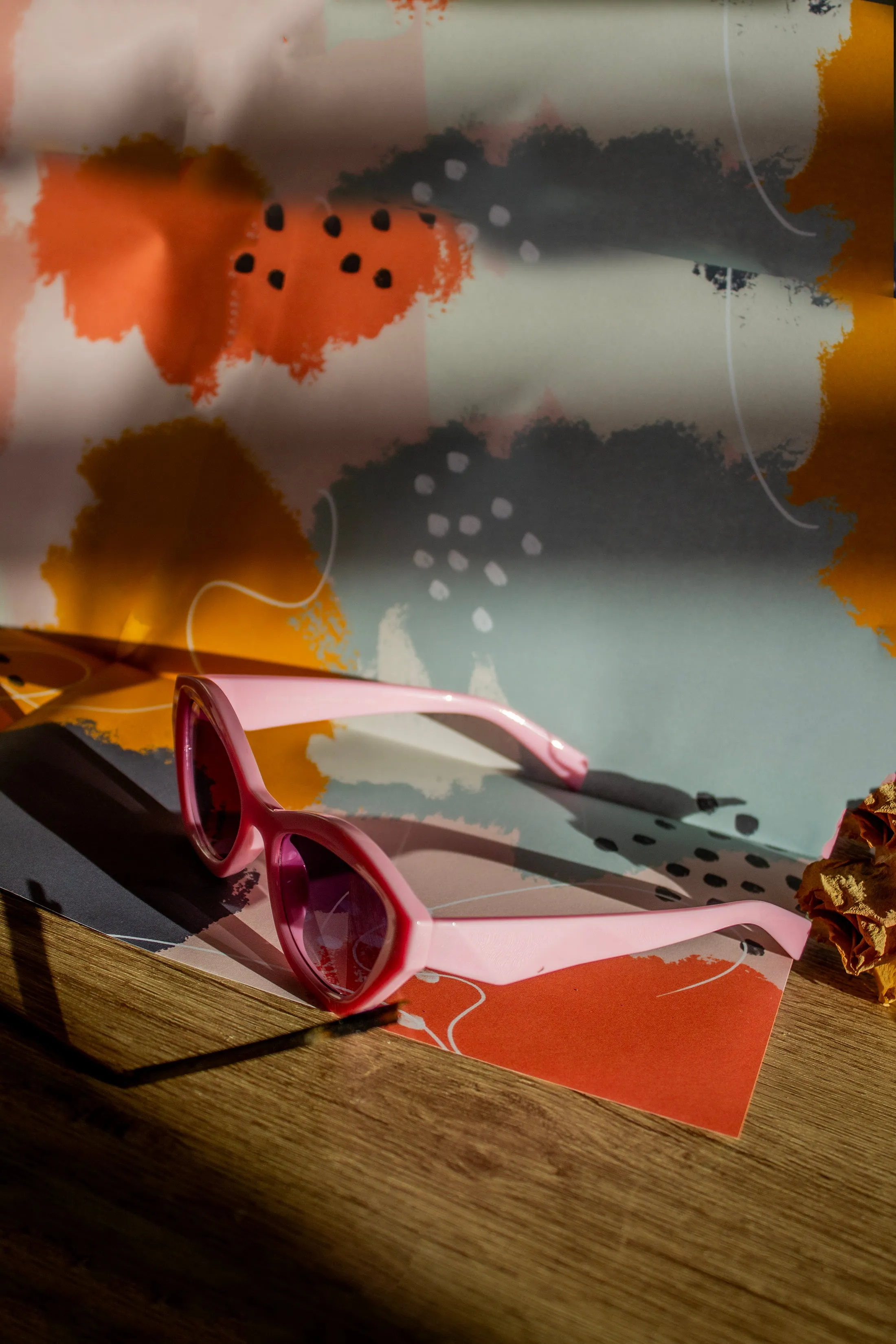 Angled Polygon Thick Frame Sunglasses