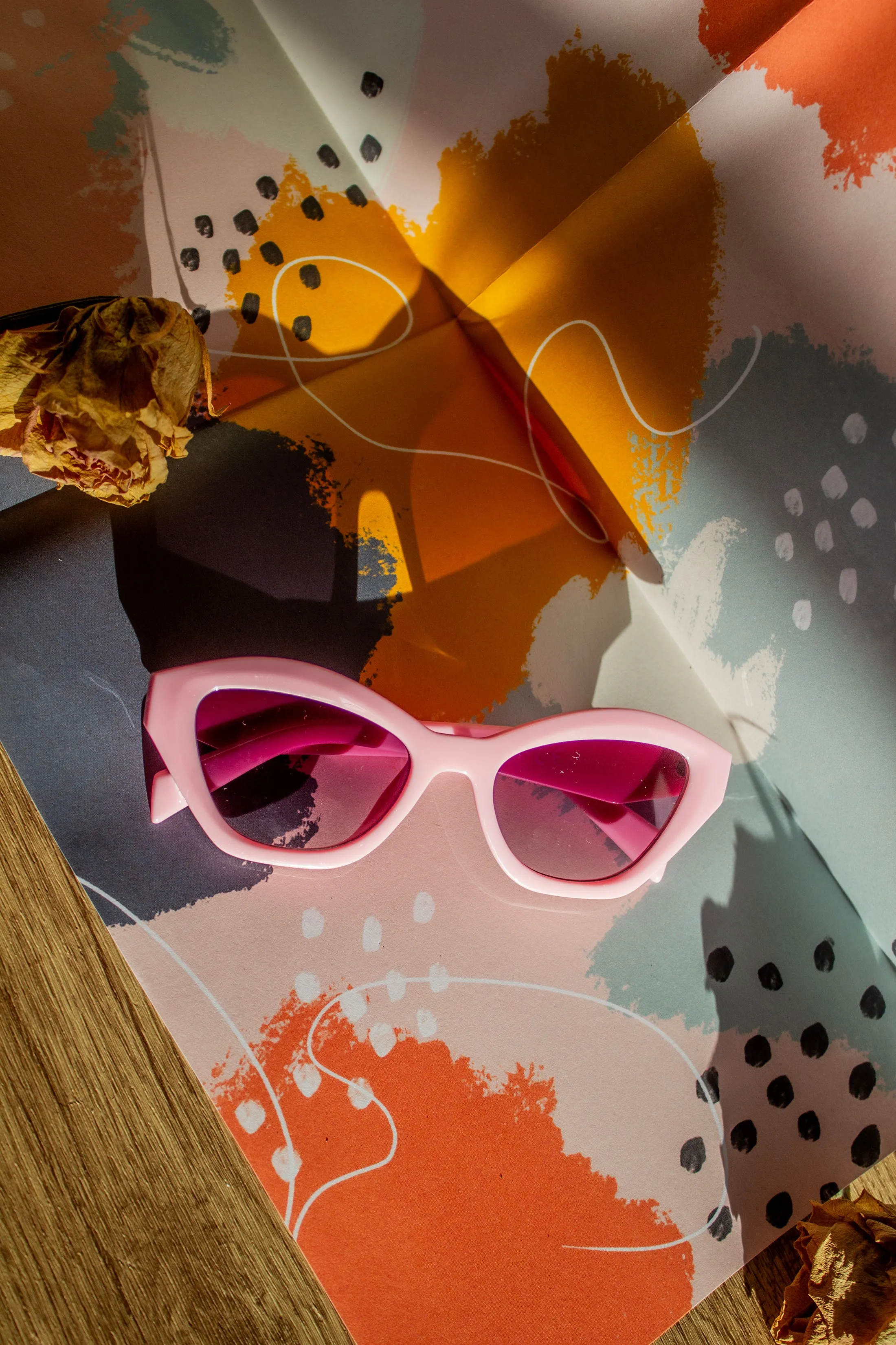 Angled Polygon Thick Frame Sunglasses