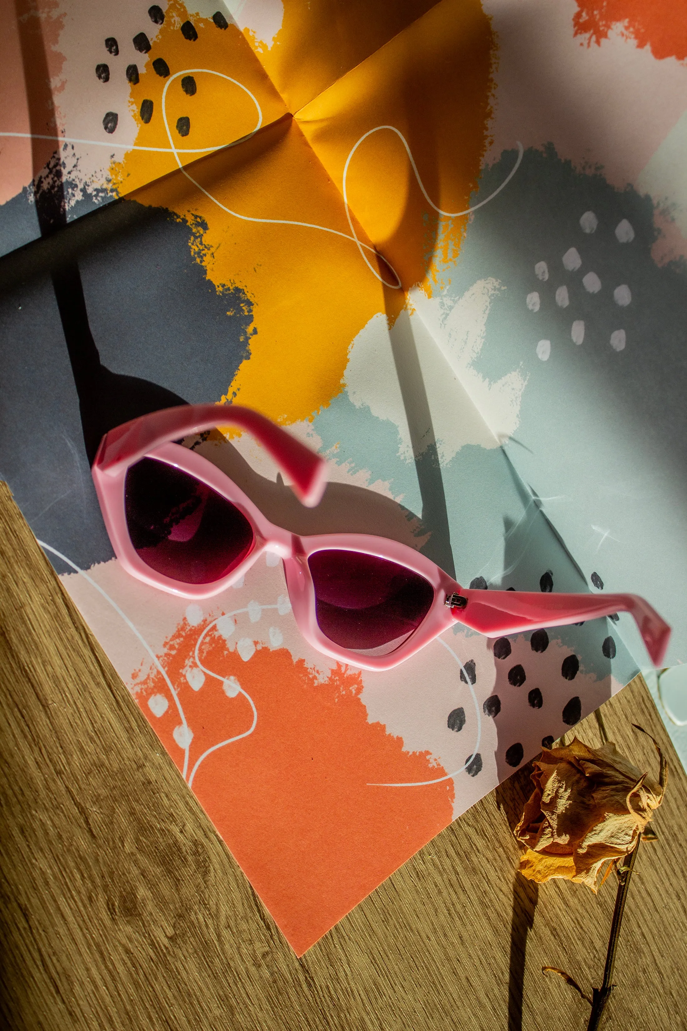 Angled Polygon Thick Frame Sunglasses