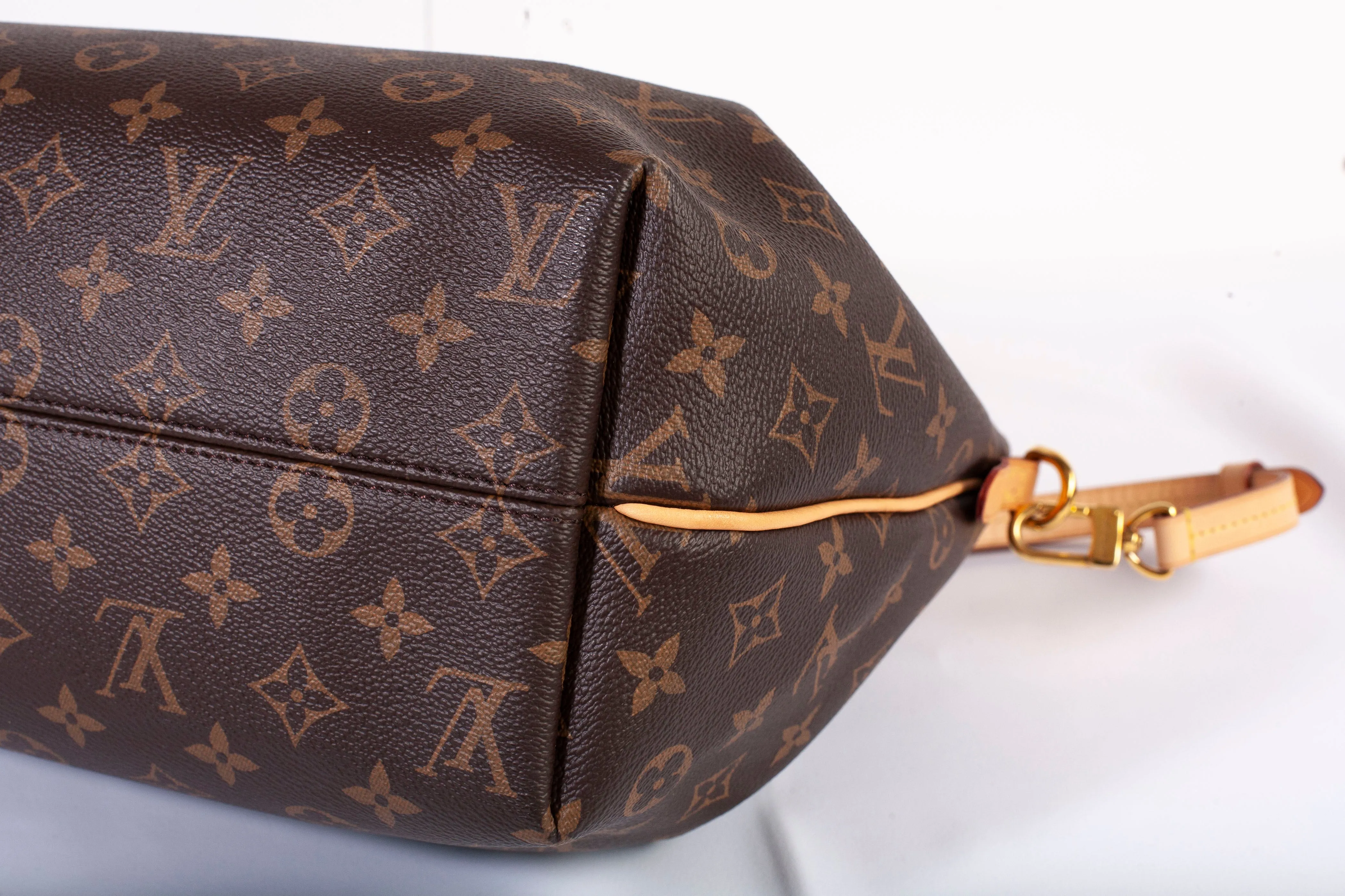 Authentic Louis Vuitton Monogram Canvas Turenne MM Shoulder Bag
