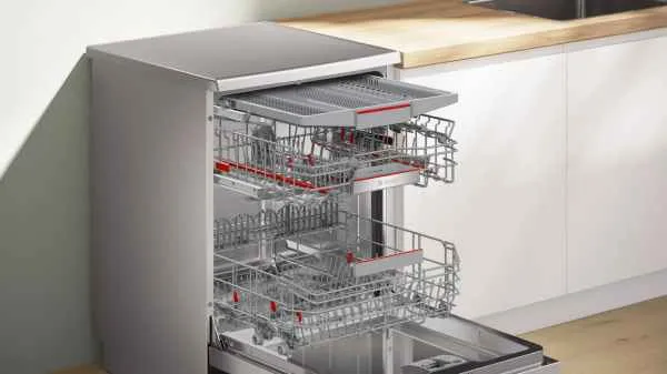 Bosch Serie 8 Dishwasher Silver Inox SMS8ECI02Z