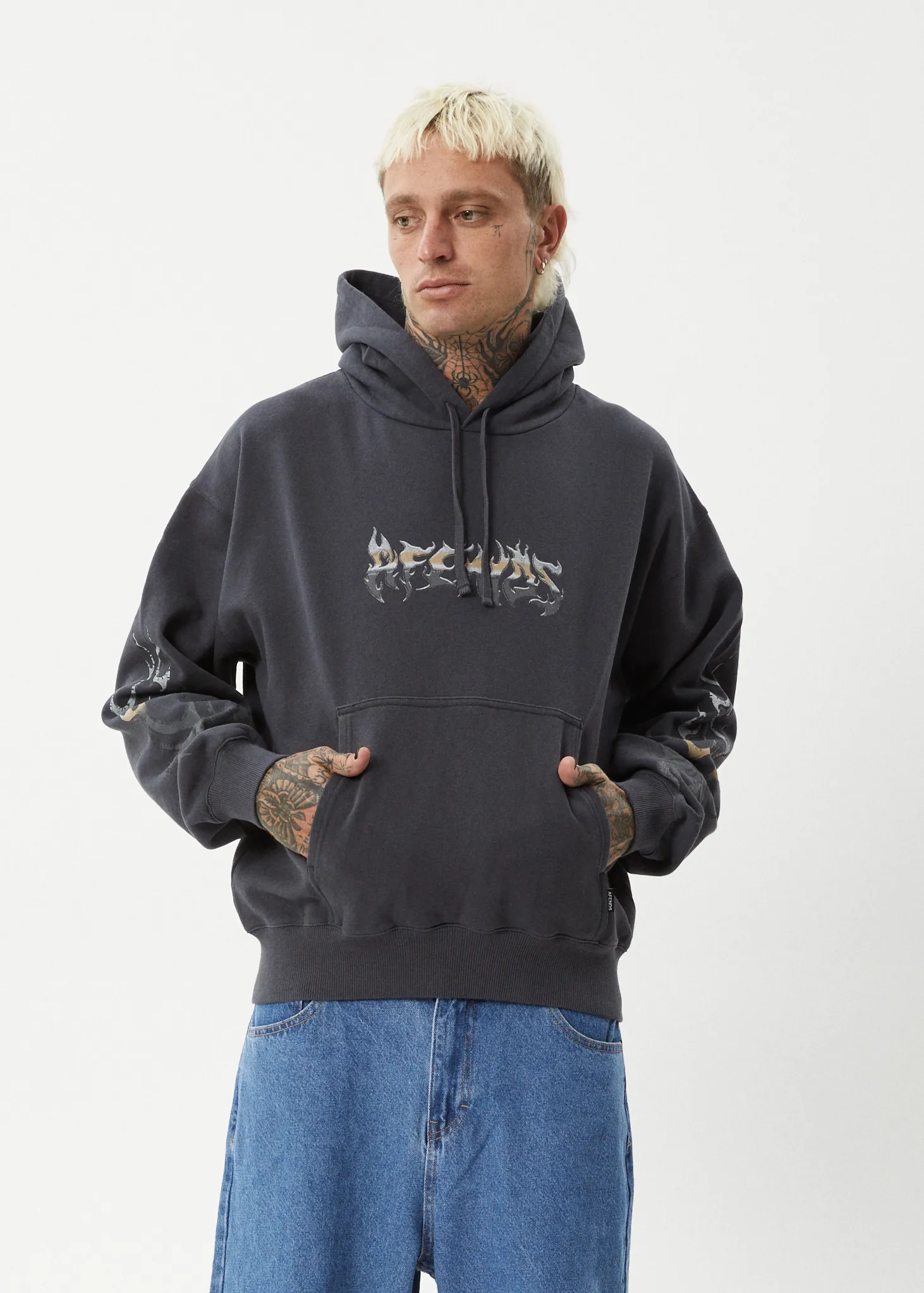 Boxy Pull On Hood