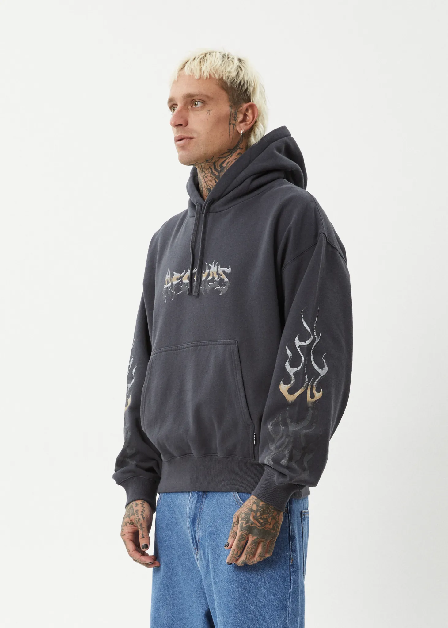 Boxy Pull On Hood