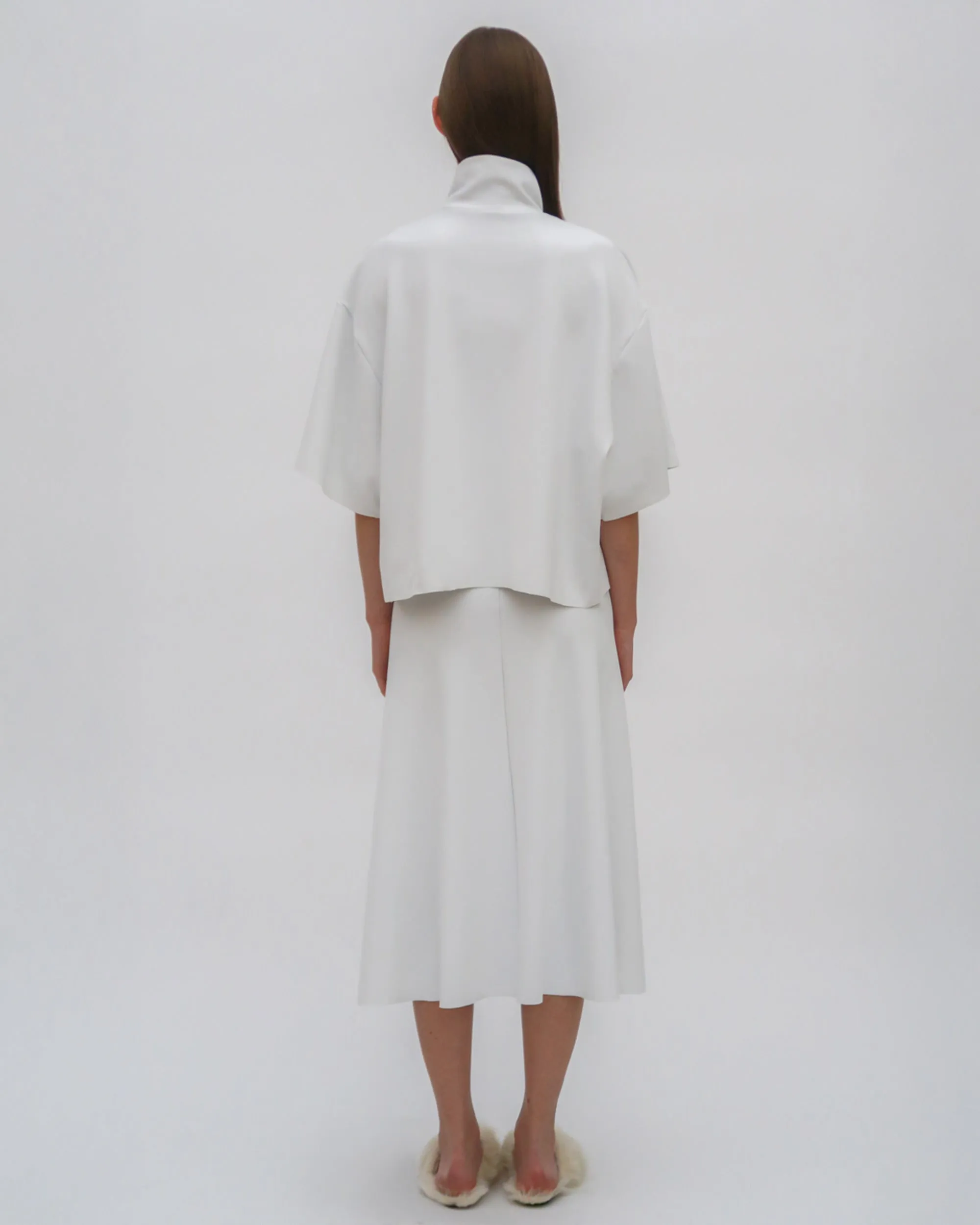 BOXY TURTLENECK TOP