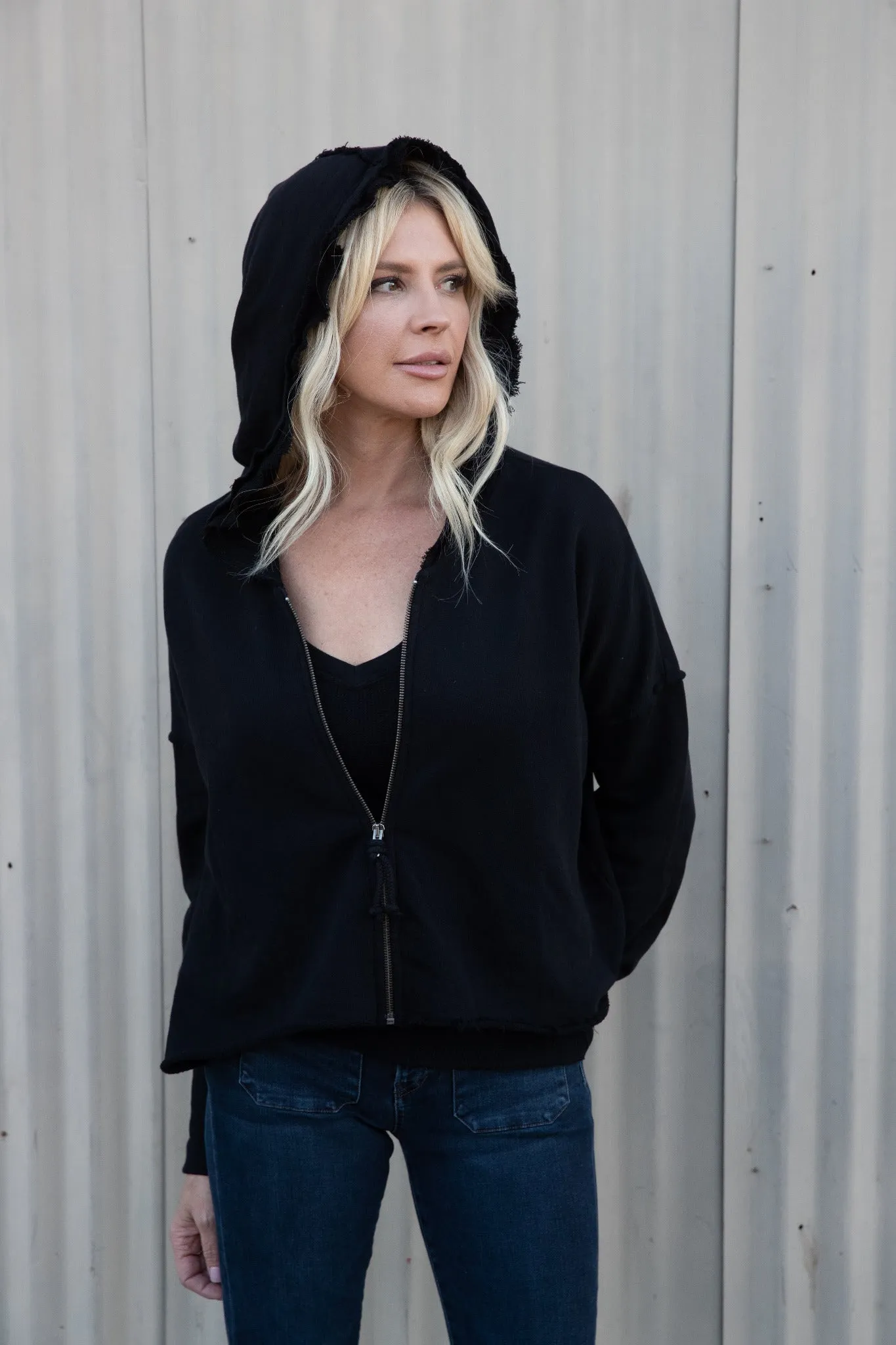 BOXY ZIP HOODIE - BLACK