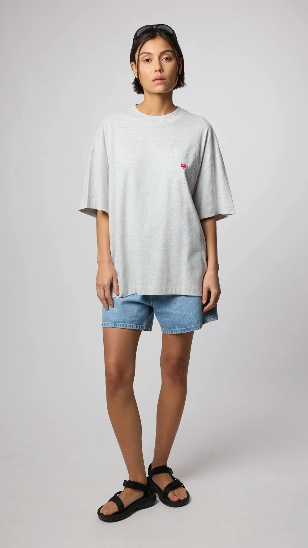 CAMISETA HEART POCKET LIGHT GREY MELANGE