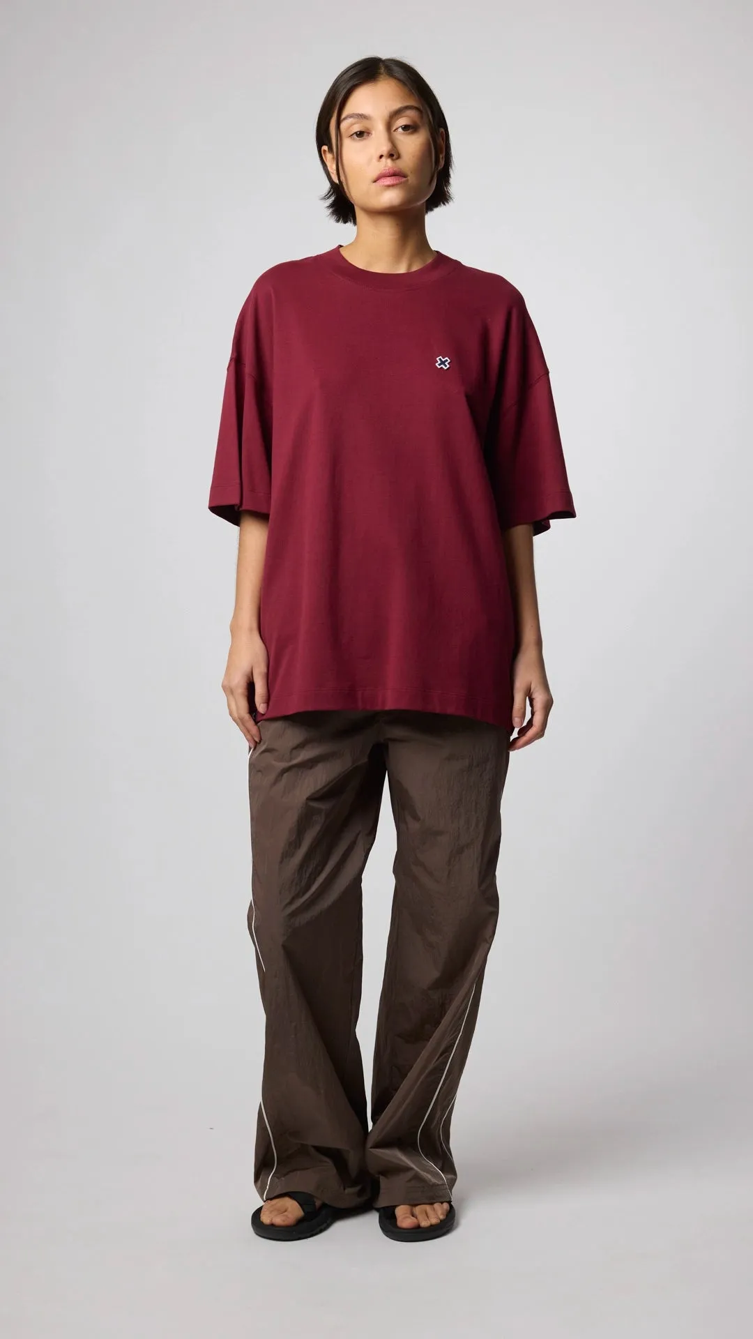 CAMISETA PATCH BURGUNDY