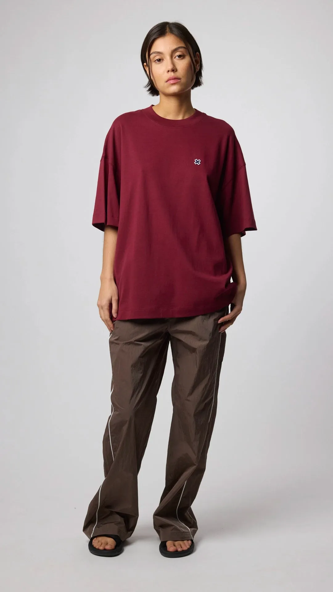 CAMISETA PATCH BURGUNDY