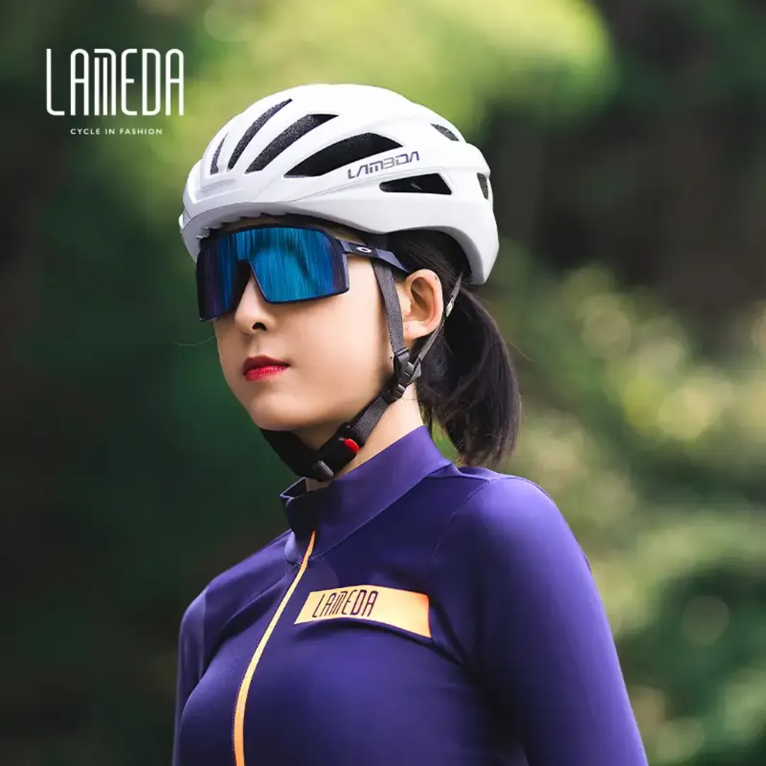 Casco LM-68 Lameda