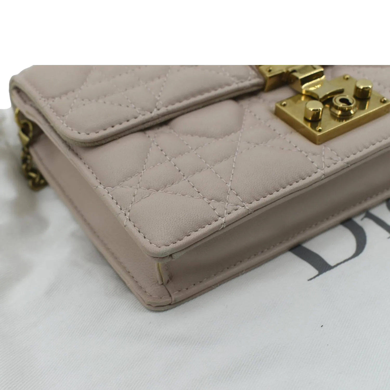 CHRISTIAN DIOR Dioraddict Quilted Lambskin Leather Crossbody Bag Dusty Pink