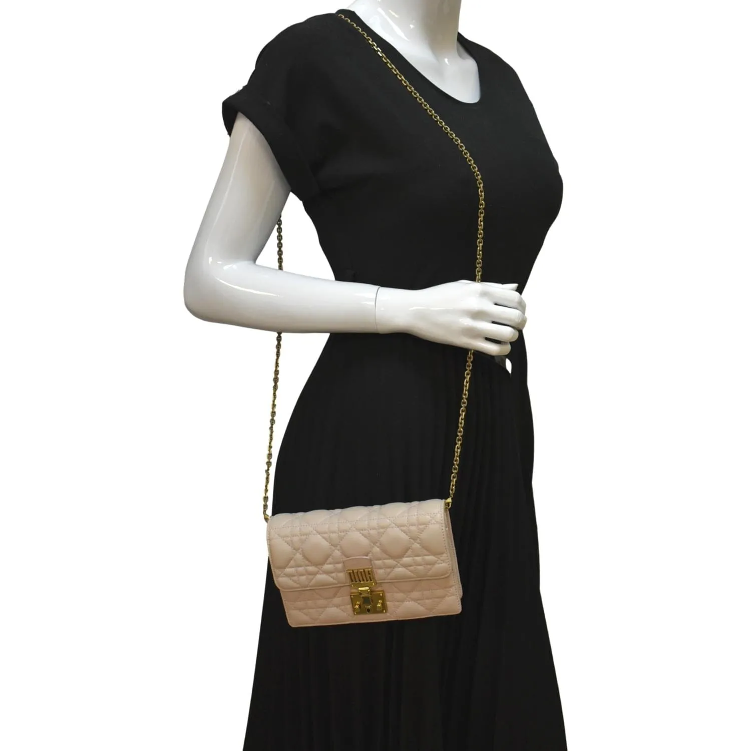 CHRISTIAN DIOR Dioraddict Quilted Lambskin Leather Crossbody Bag Dusty Pink