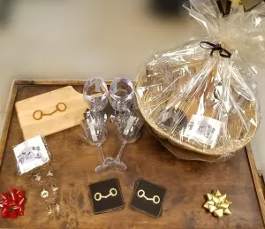 Custom Wine Glass Gift Basket with Engraved Art