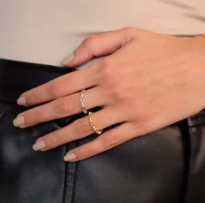 Dainty Link Ring
