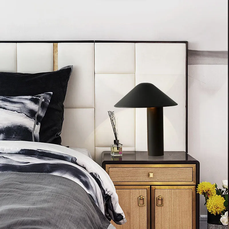 Damo Table Lamp 18'' Black