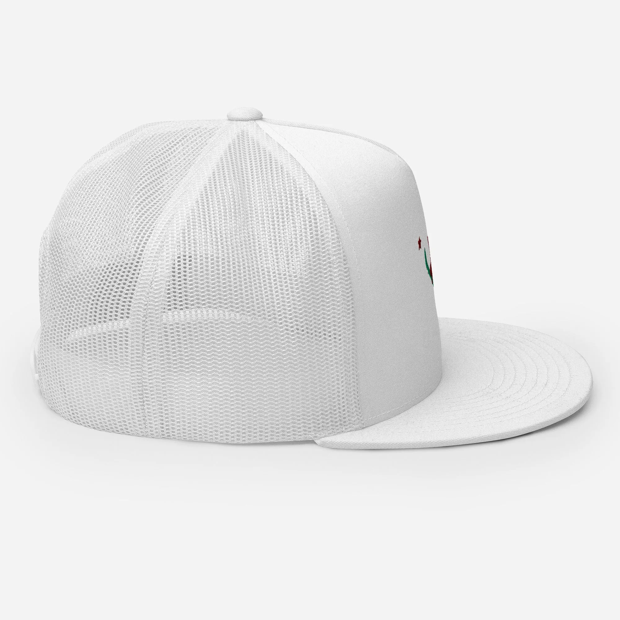 Goldie the Grizzly Boarding Trucker Cap