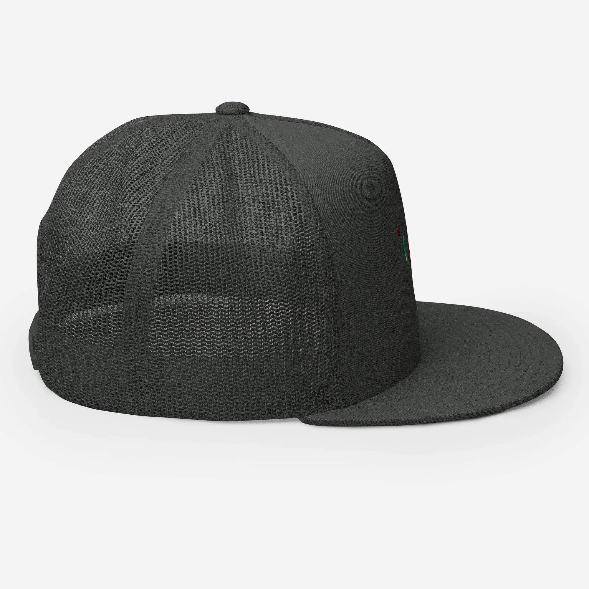 Goldie the Grizzly Boarding Trucker Cap
