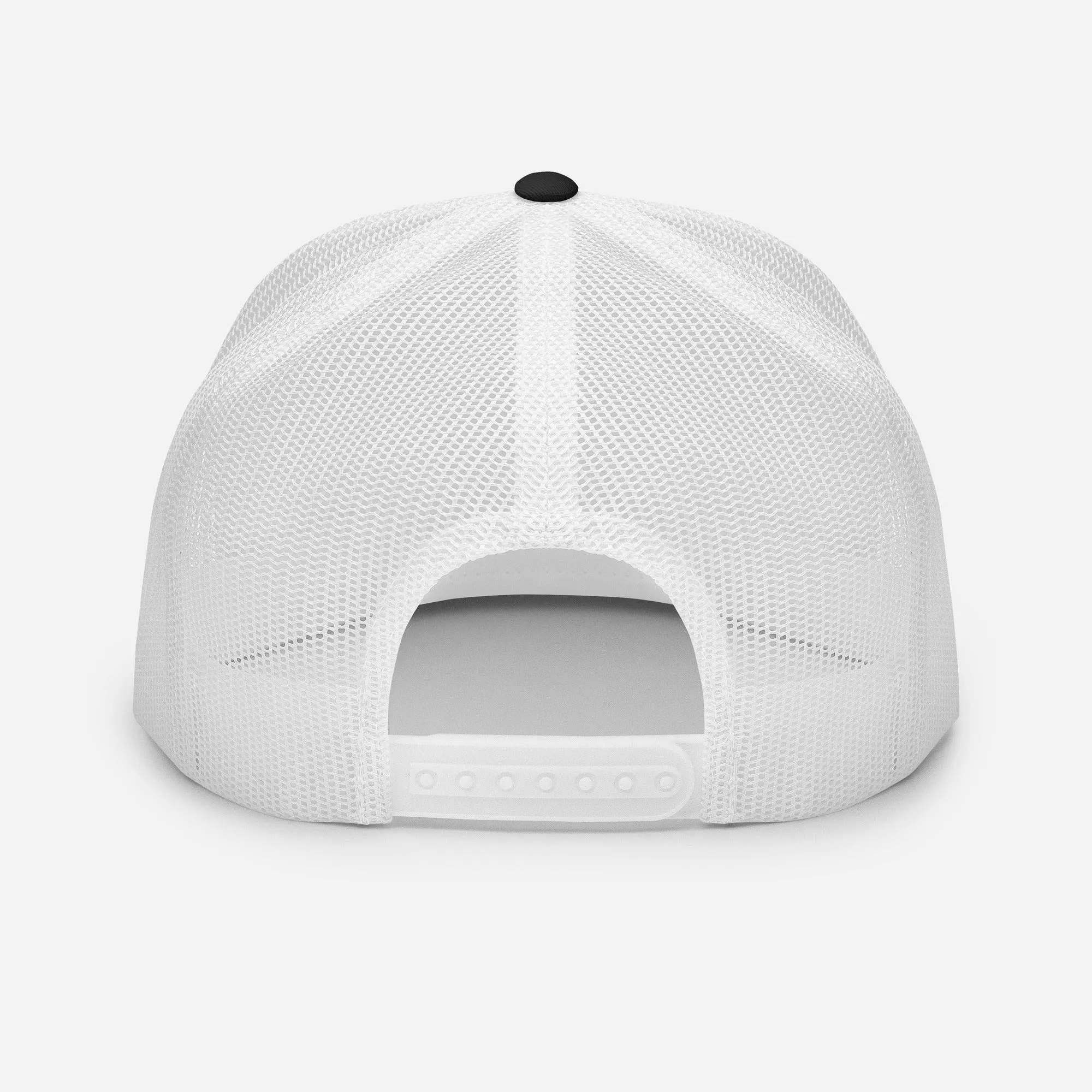 Goldie the Grizzly Boarding Trucker Cap