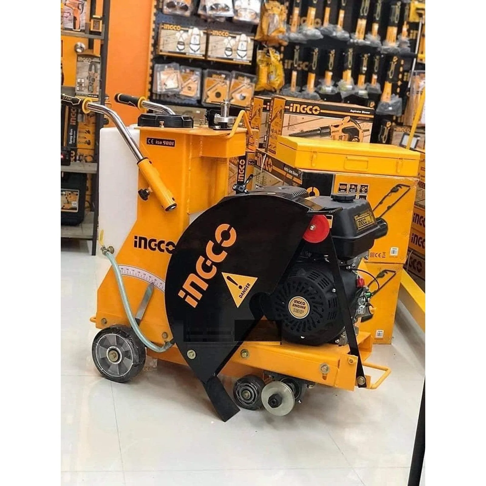 Ingco Gasoline Floor Saw 9.6kW 14cm Cutting Depth - GSF16-2