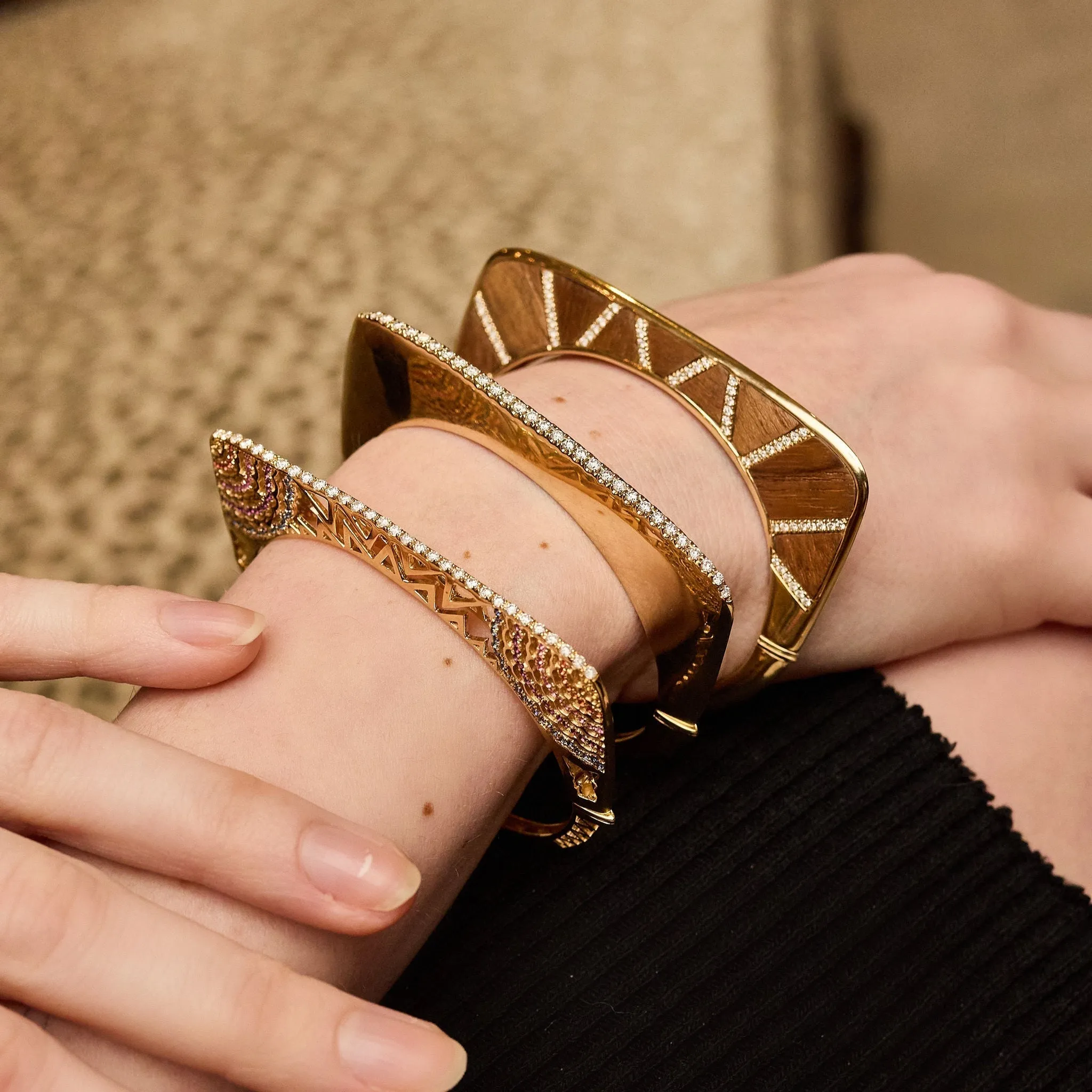 Knock on Wood Structured Bangle