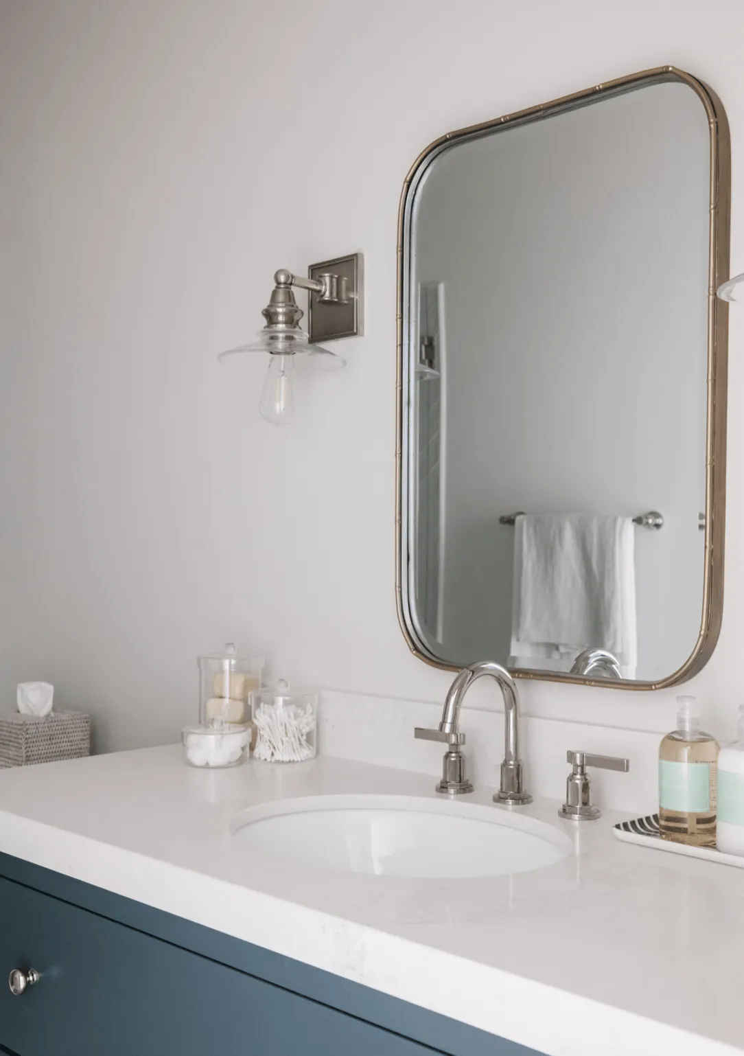 Lany Vanity Mirror