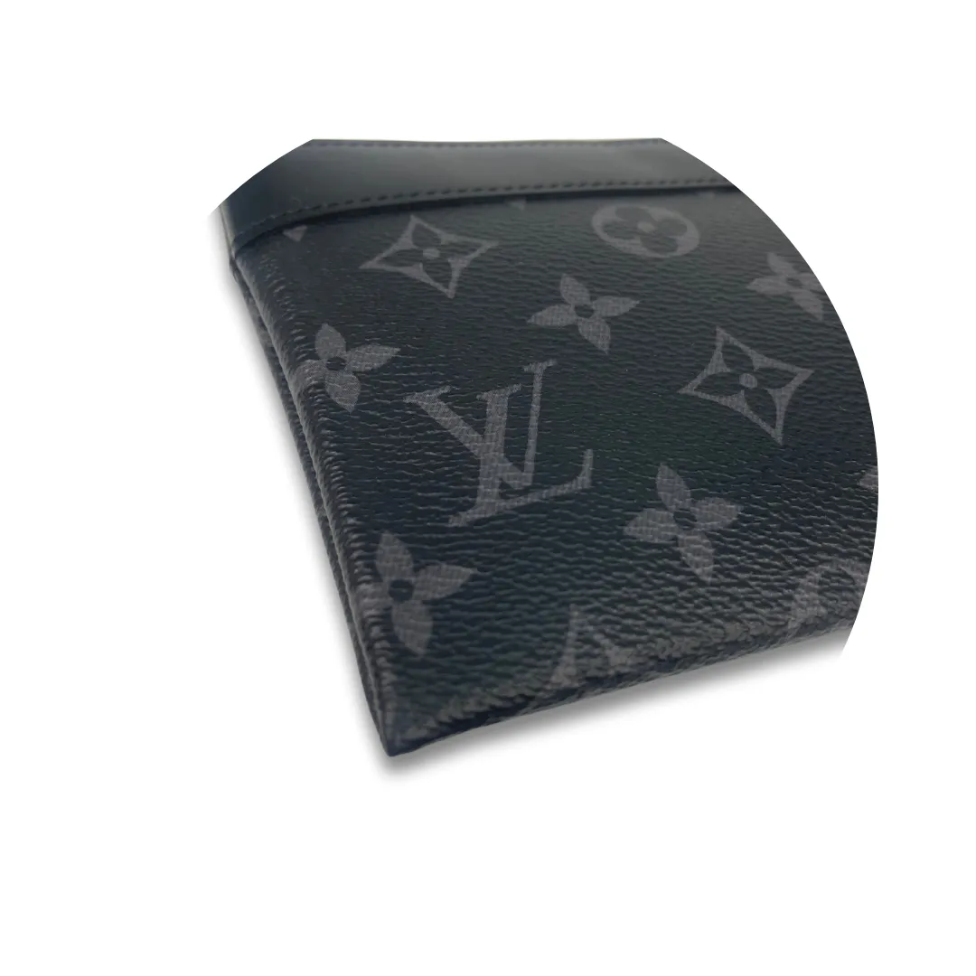 Louis Vuitton Monogram Eclipse Discovery Pochette