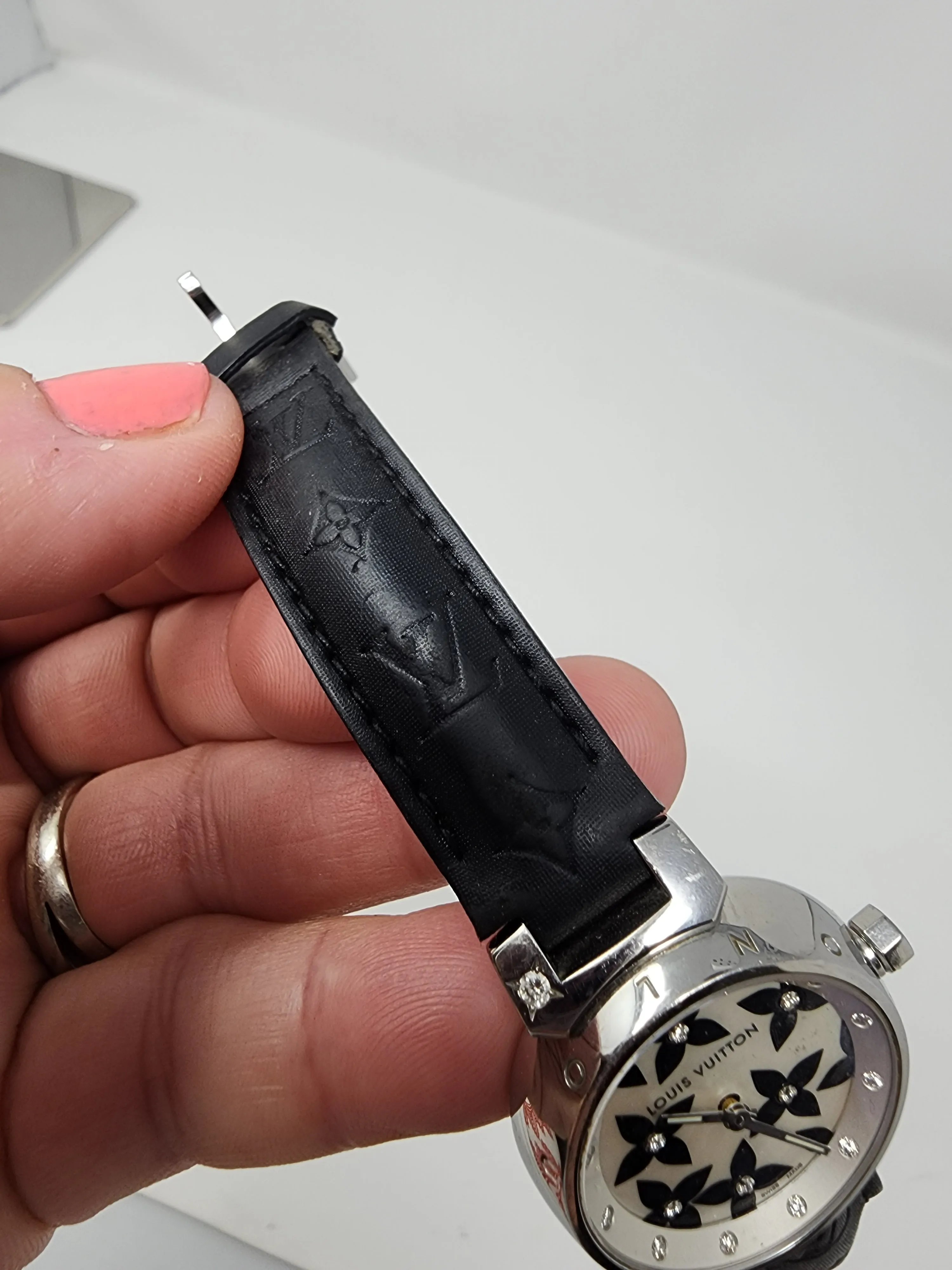 LOUIS VUITTON TAMBOUR FLOWERS & DIAMOND WATCH
