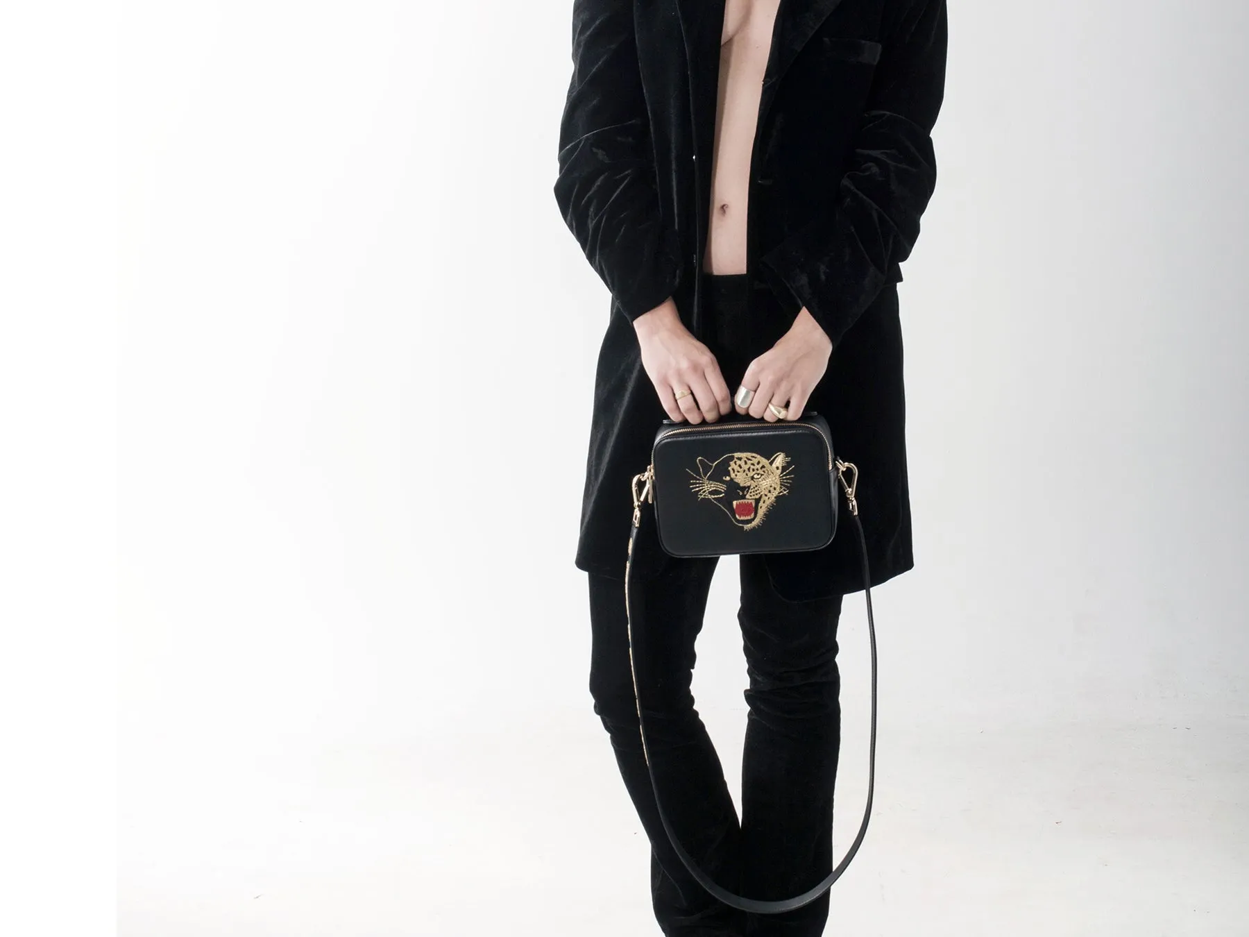 LTD.EDITION LEOPARD EMBROIDERED CROSSBODY BAG