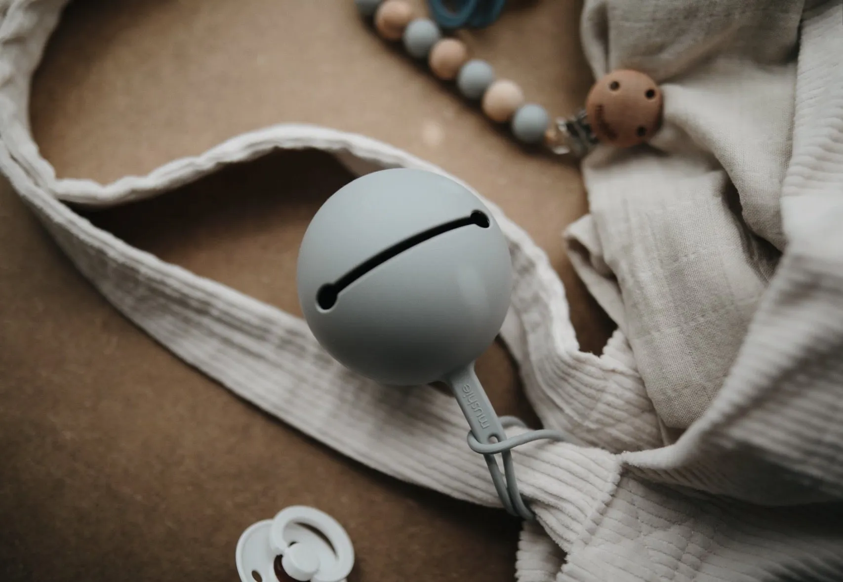 Mushie Pacifier Case
