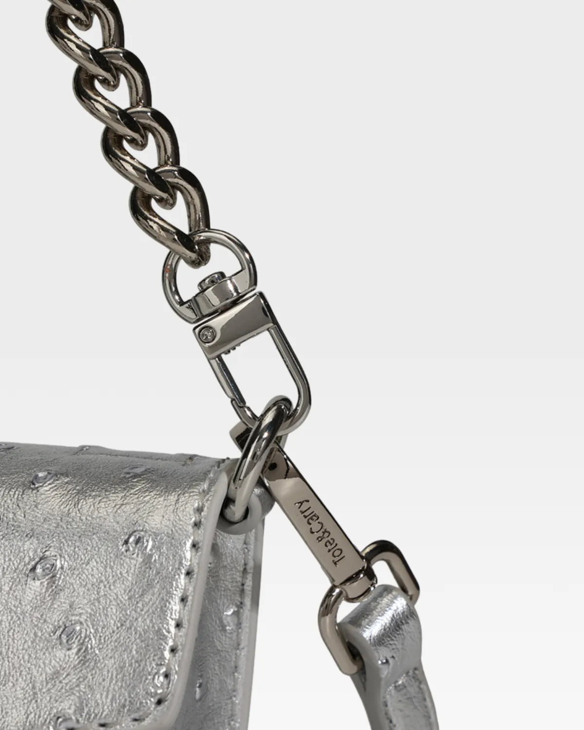 Ostrich Shoulder Bag in Silver