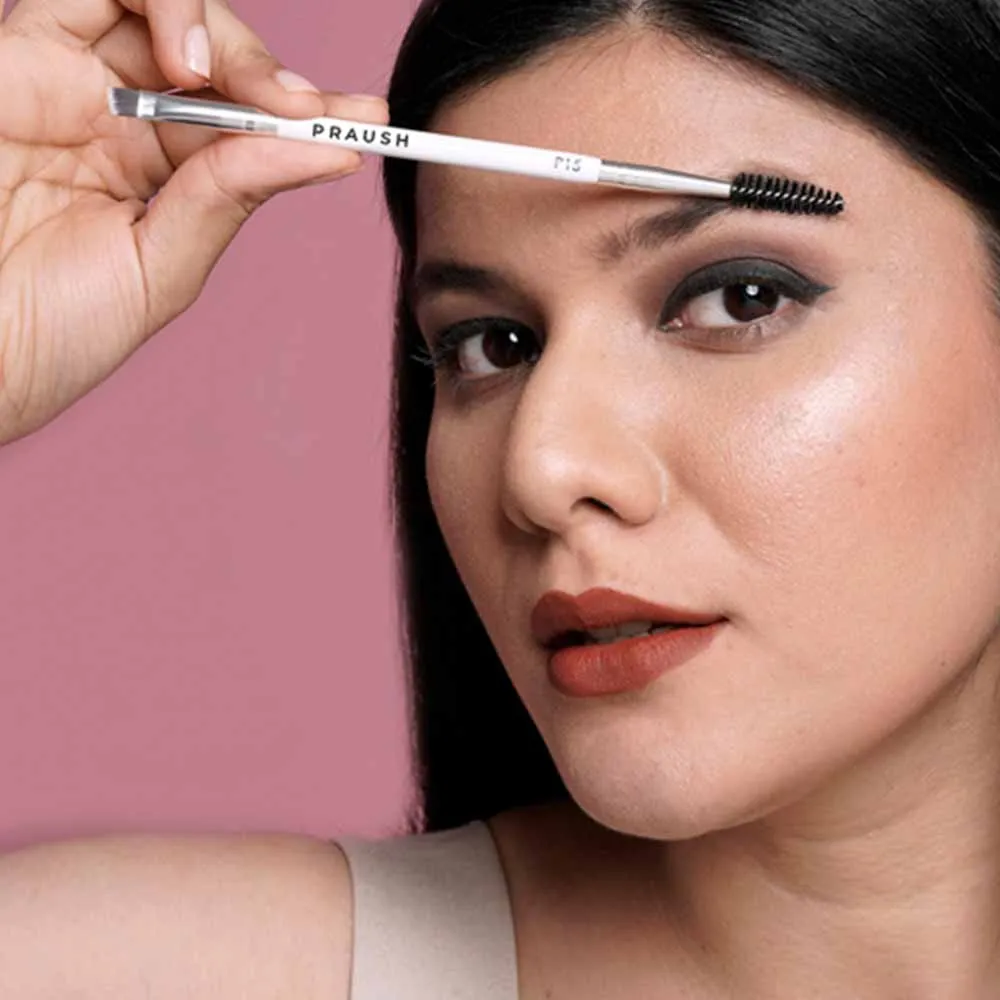 P15 - Brow Spoolie & Angled Brow 2 in 1 Brush