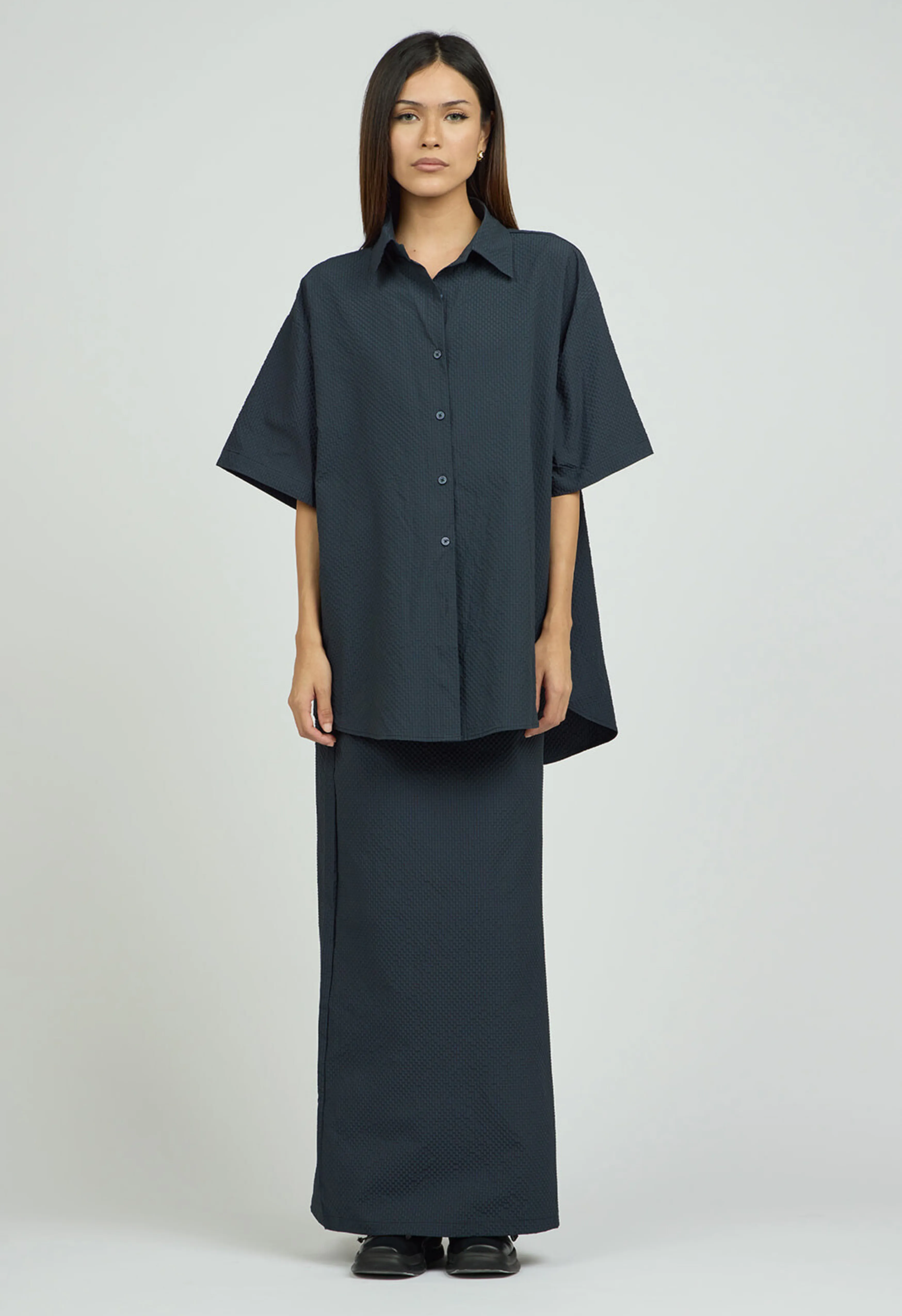 Rayna Seersucker Button Down in Night Sky