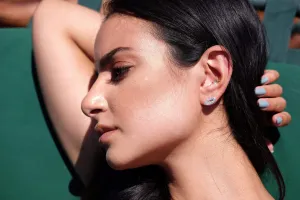Scarlett Pouting Lip Stud Earrings
