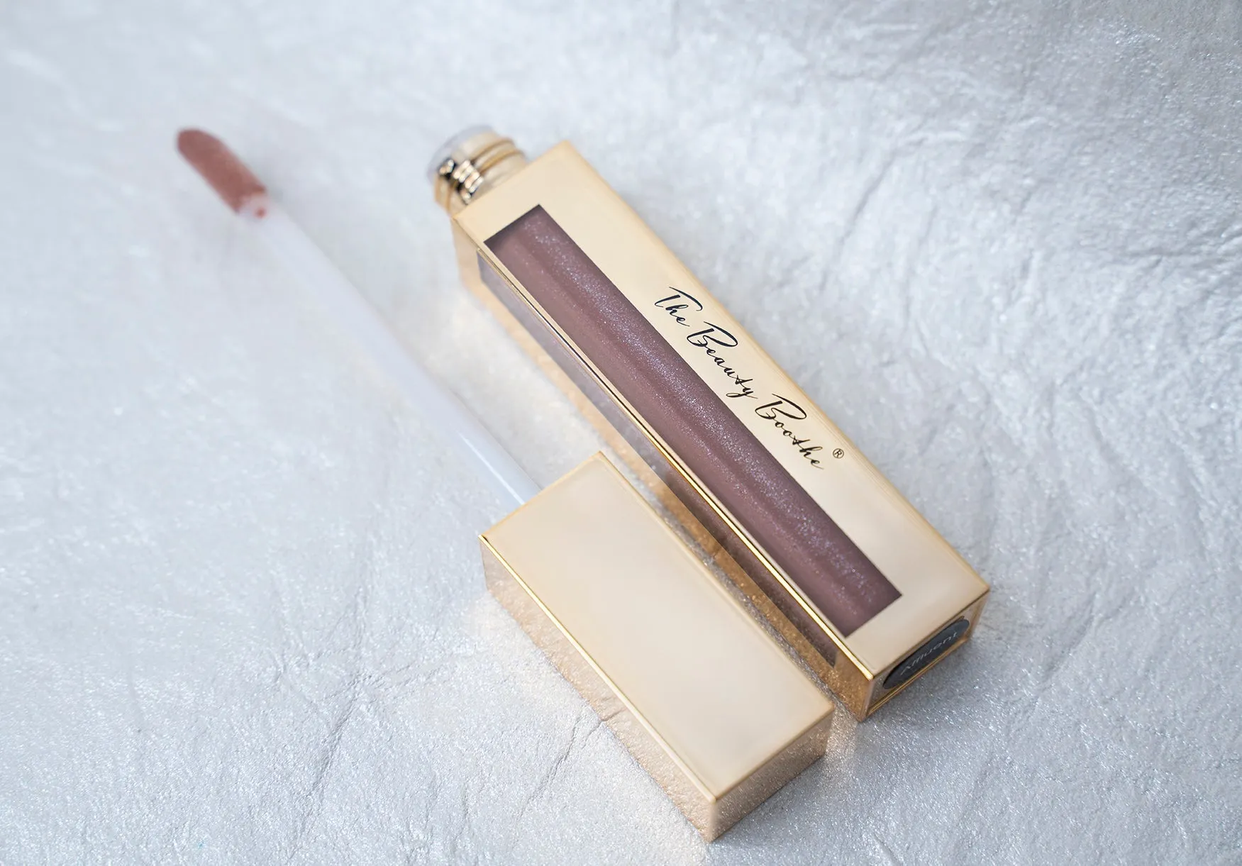 Shimmered Finish Vegan Hydrating Lipgloss - Manifesting Collection