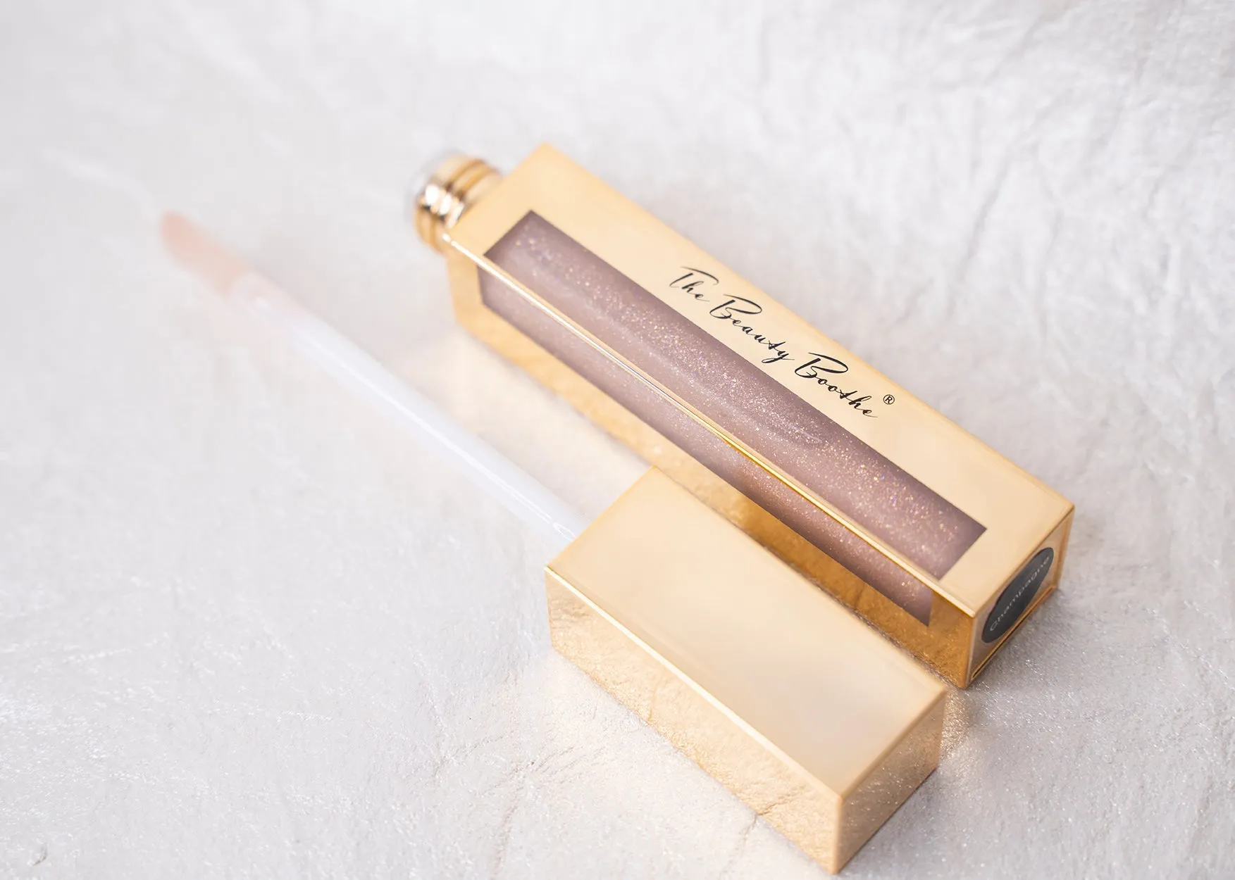 Shimmered Finish Vegan Hydrating Lipgloss - Manifesting Collection