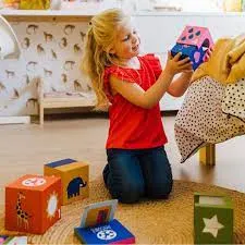 Smart Game - Peek-a-Zoo