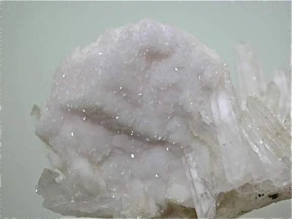 SOLD Manganoan Calcite and Quartz, Kruchev dol Mine, Madan District, Smolyan Oblast, Bulgaria, Mined 2013, Small Cabinet 3.0 x 4.0 x 6.7 cm, $90.  Online 6/9.