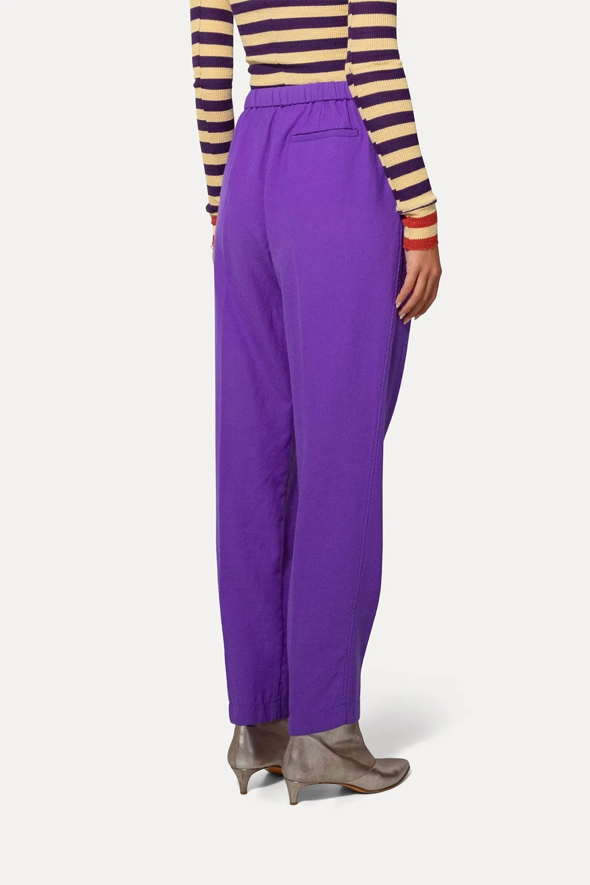 Structured Wool Drawstring Jogging Pant