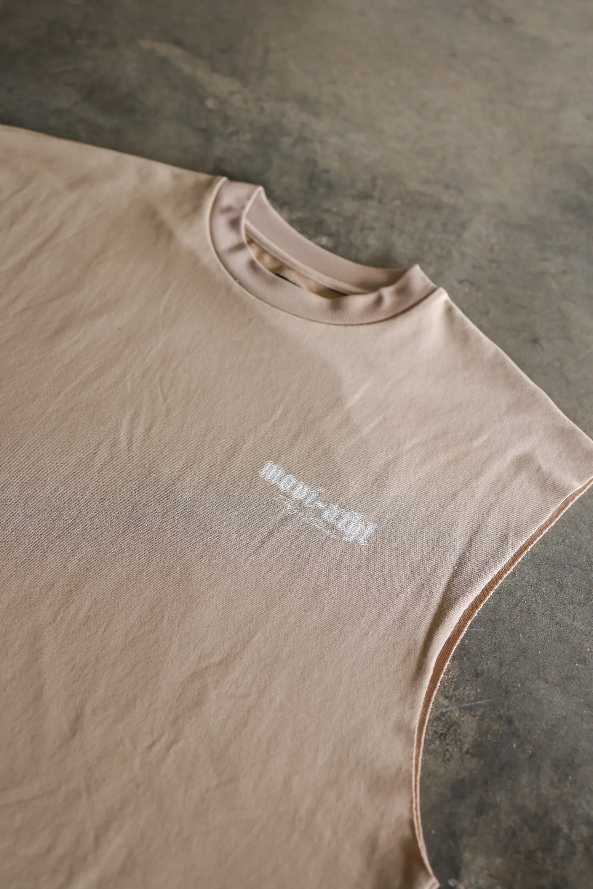 STUDIO CUT-OFF - SAND
