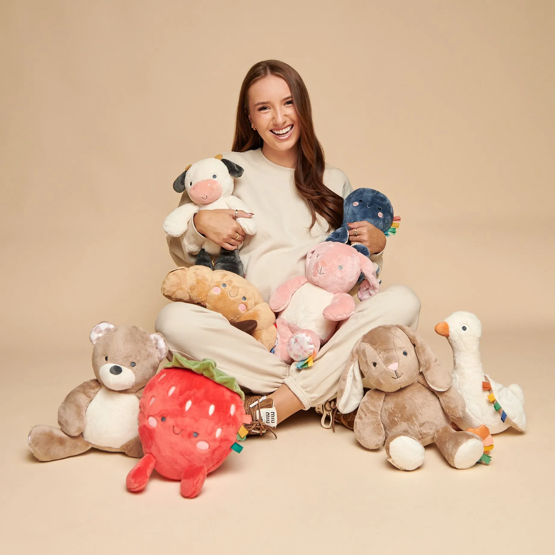 Sweetie Snuggles™ Plush - Bille the Bunnie (Taupe)