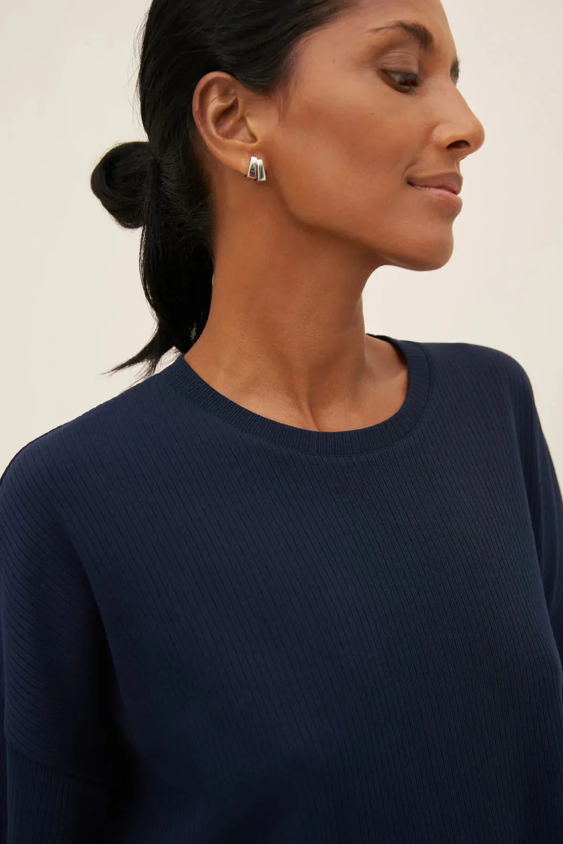 The Parallel Tee in Navy | Kowtow