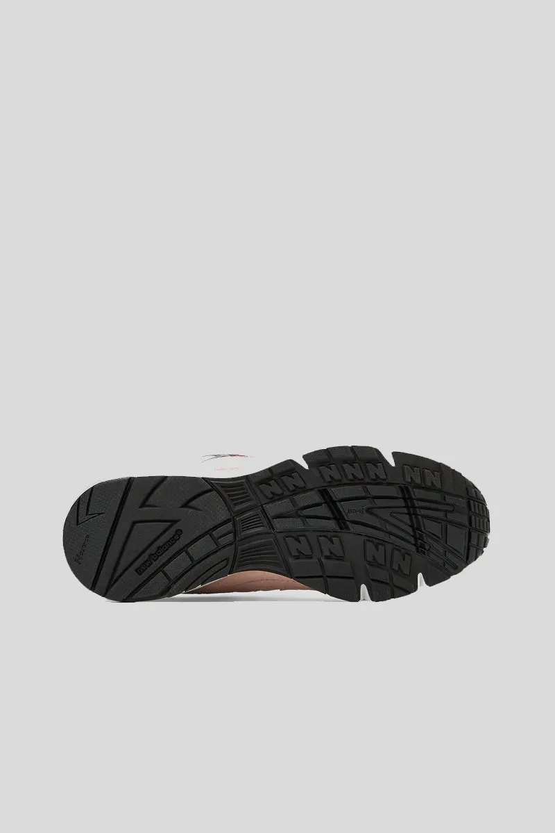 W991PNK - Pink