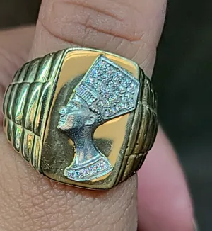 Yellow Gold Square Ring with Greek Muse