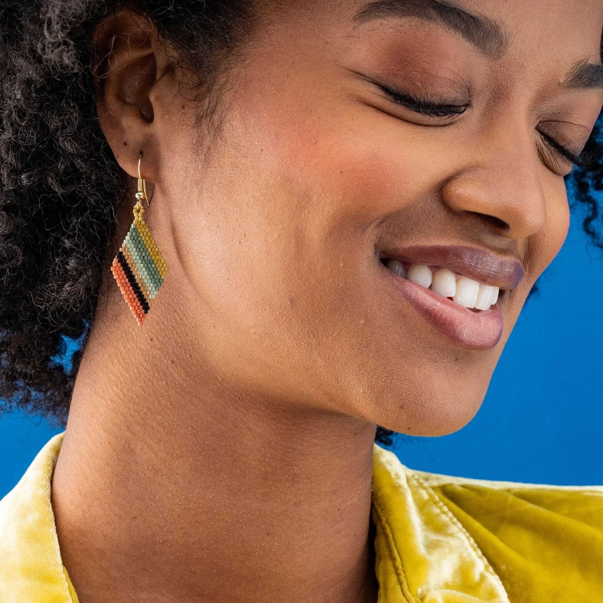 Zelda Angled Stripe Diamond Earrings {green   rust}